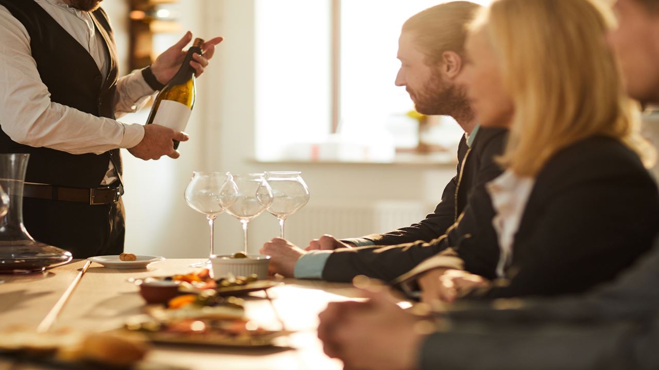 Gourmet Wine Tasting And Local Cuisine (1)