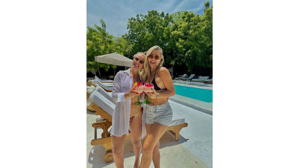 Pao Pao Beach Club Day Pass with Boat Ride foto 6