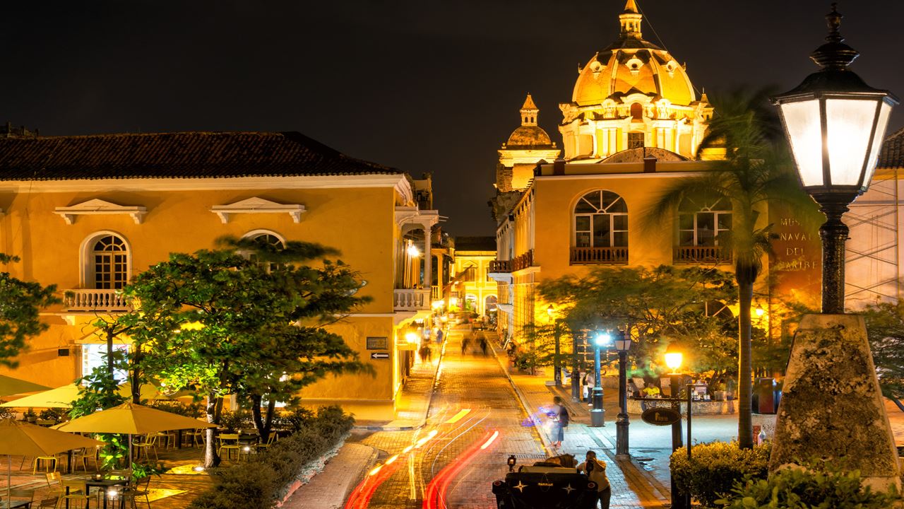 Paseo En Auto Antiguo Y Cena De Autor (1)