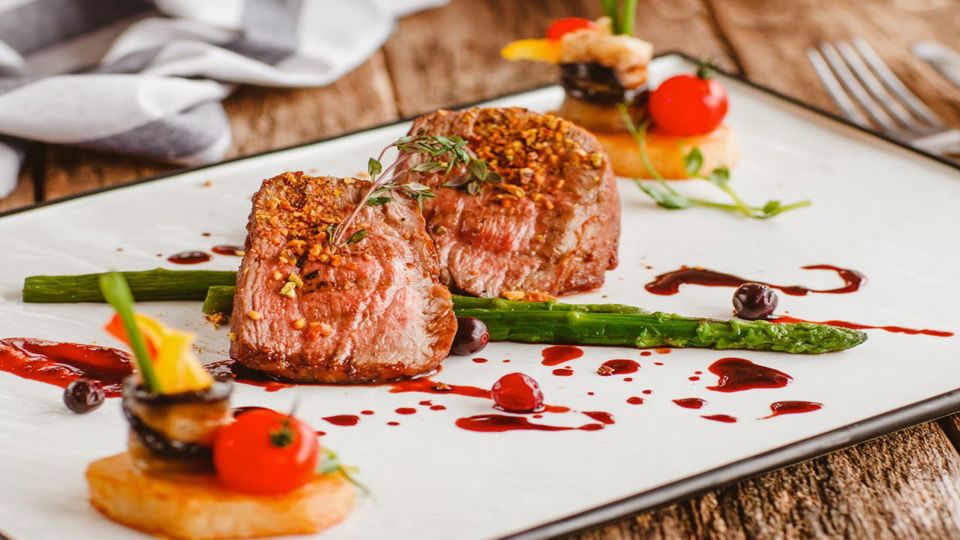 Vintage Car Ride And Signature Dinner foto 6