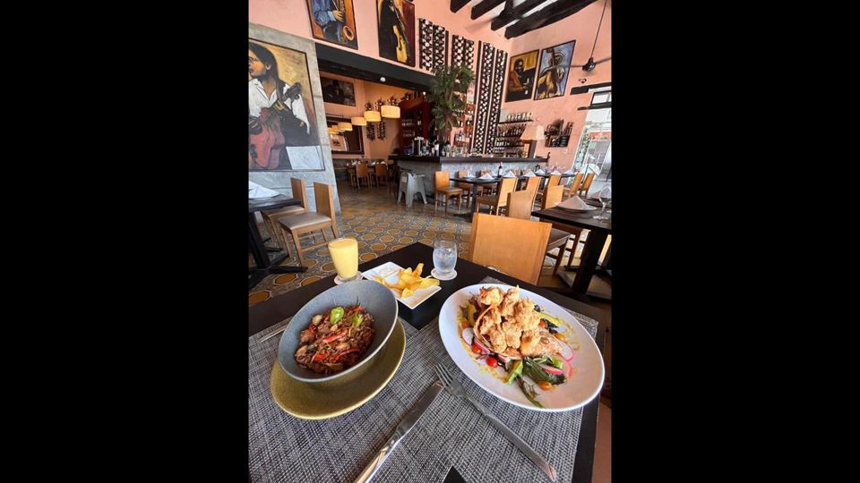 Vintage Car Ride And Signature Dinner foto 10