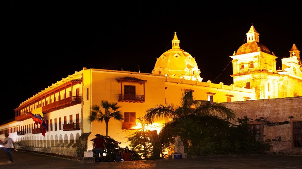 Vintage Car Ride And Signature Dinner foto 8