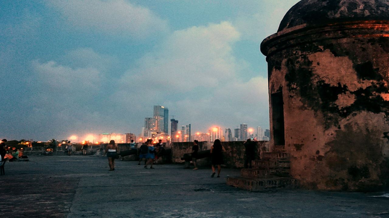Pôr Do Sol Na Muralha E Jantar Gourmet foto 9