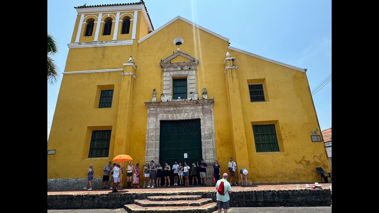 Gemeinsamer Rundgang Durch Das Historische Zentrum Und Gethsemane foto 6