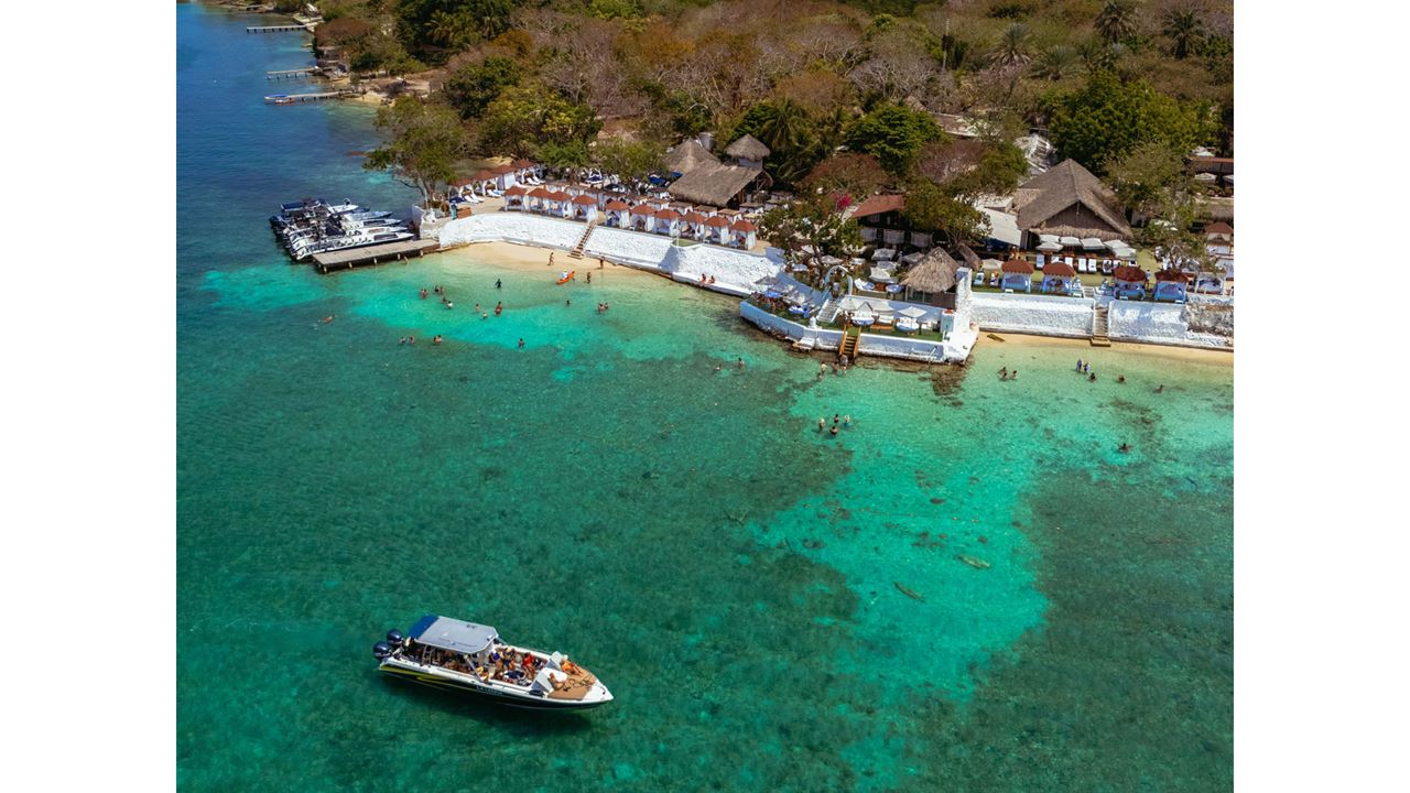 Day Pass At Bora Bora Beach Club